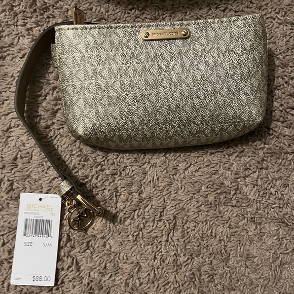 Michael Kors Handbags - Michael Kors Belt Bag